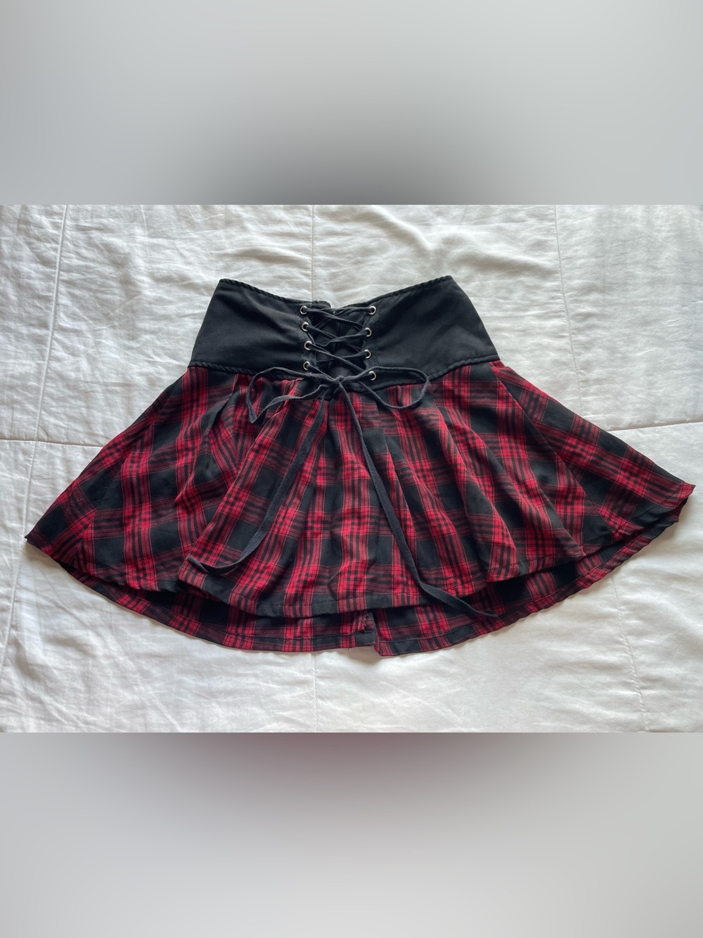 Hot Topic Red Black Plaid Lace Up Mini Skirt Small Skater Punk Goth Grunge Rave